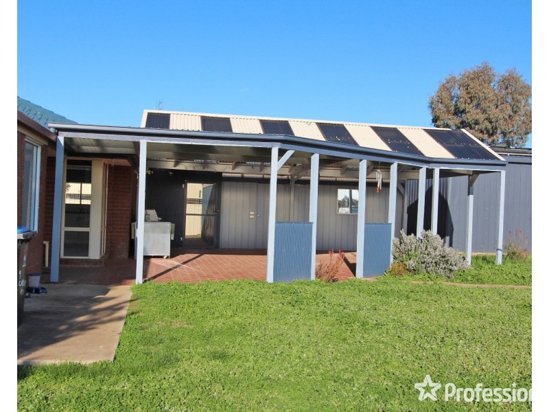 9 Carsons Road, Epsom VIC 3551