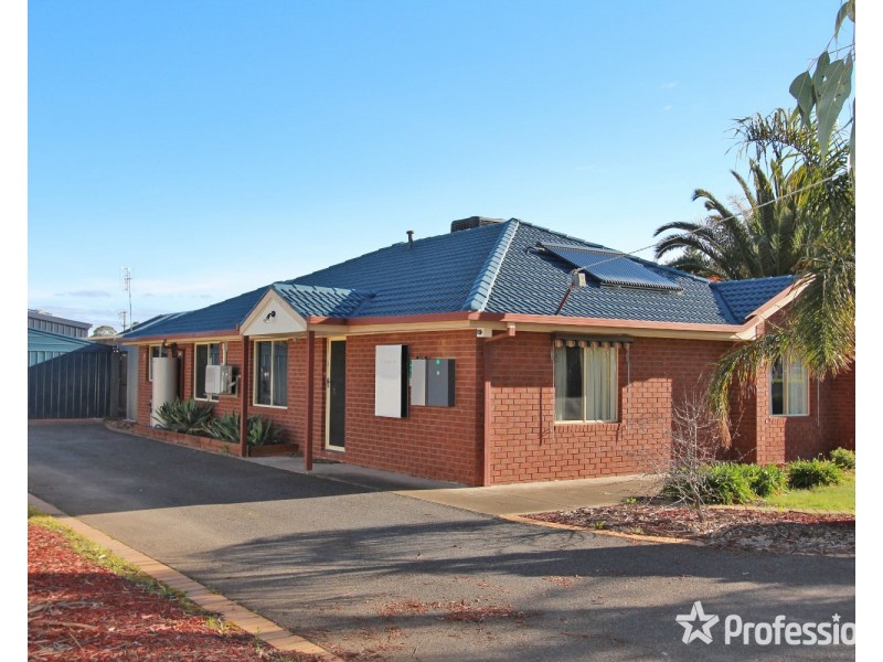 9 Carsons Road, Epsom VIC 3551