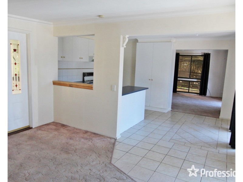 20 Walker Drive, Spring Gully VIC 3550
