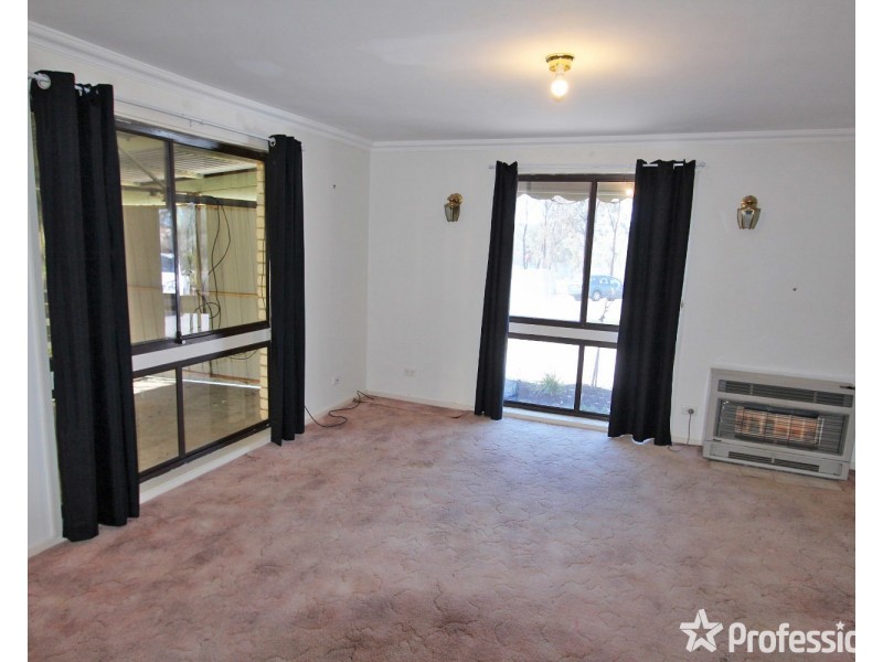 20 Walker Drive, Spring Gully VIC 3550