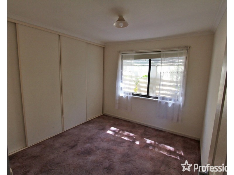 20 Walker Drive, Spring Gully VIC 3550