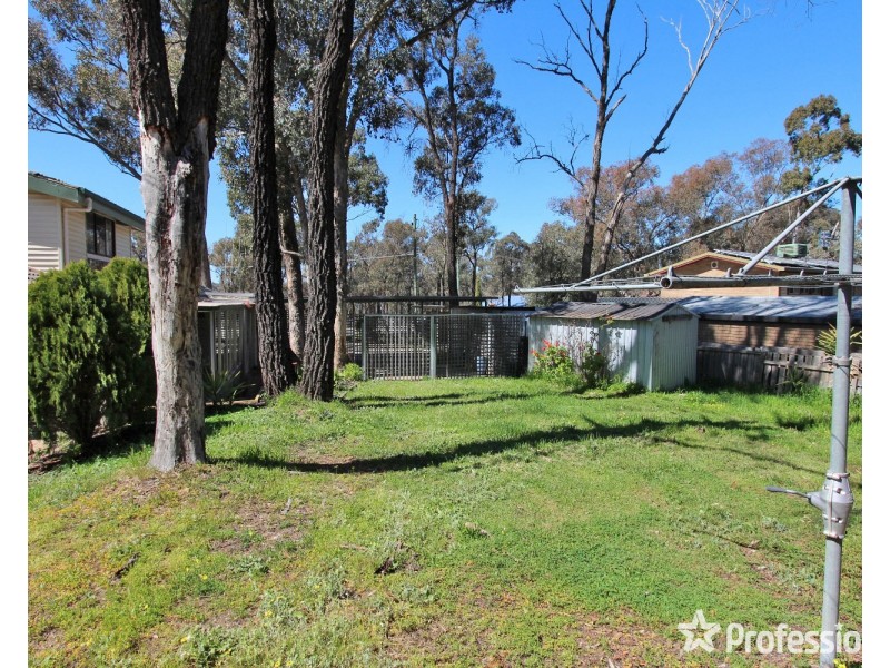 20 Walker Drive, Spring Gully VIC 3550