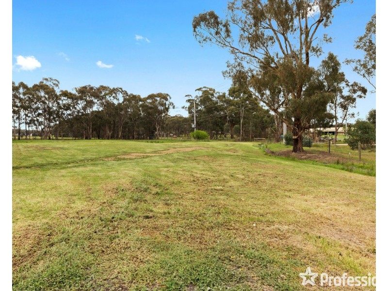 Lot Lot 2, 10 La Valla Court, Junortoun VIC 3551