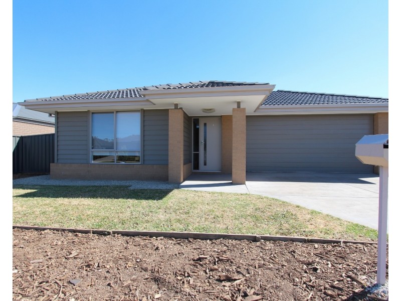 19 Ilby Street, Huntly VIC 3551