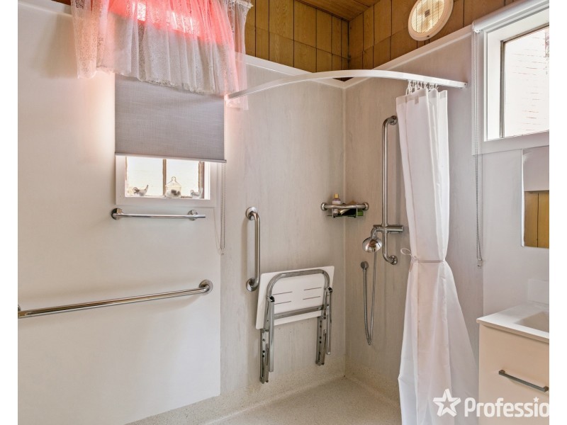 81 Brougham Street, Kennington VIC 3550