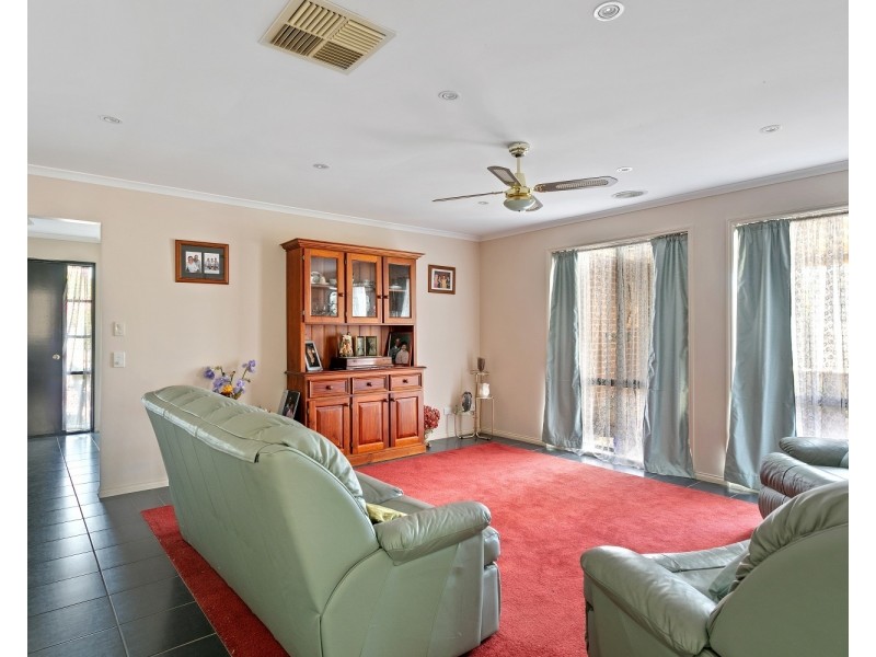 5 Ombana Court, Ascot VIC 3551