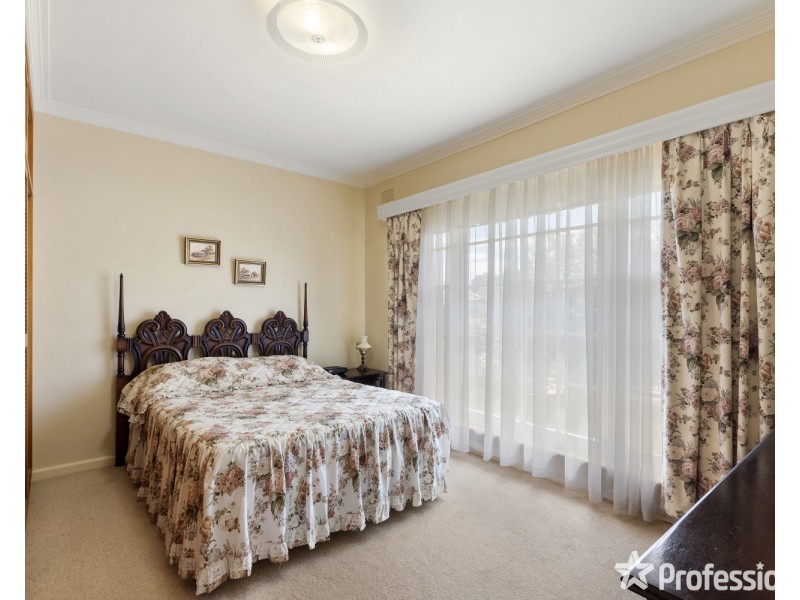 12 Bryden Court, Flora Hill VIC 3550
