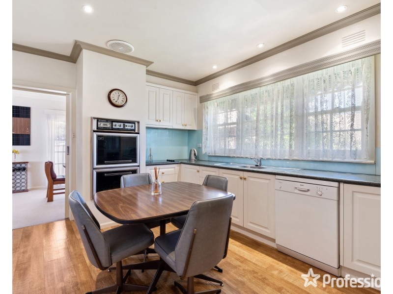 12 Bryden Court, Flora Hill VIC 3550