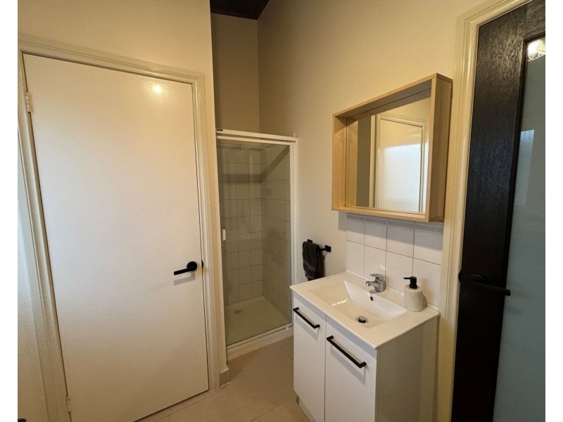 7 Miller Street, Flora Hill VIC 3550