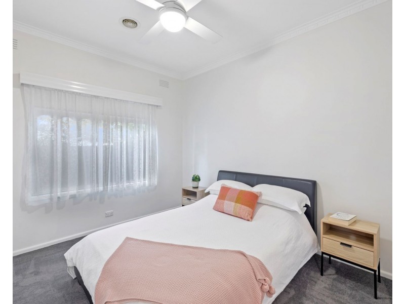 11 Bosquet Street, White Hills VIC 3550