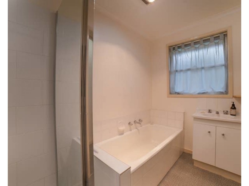 18 Bren Street, Bendigo VIC 3550