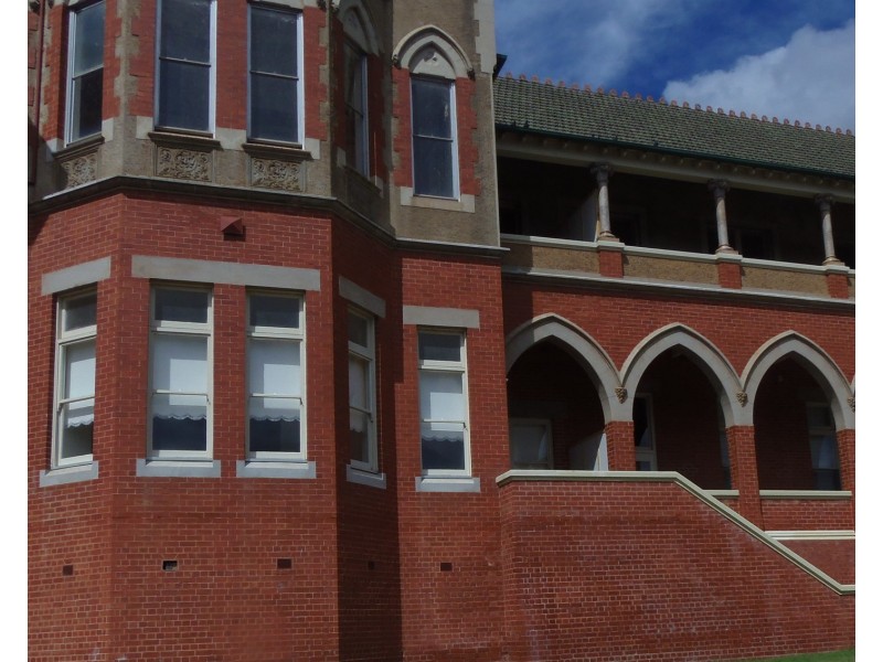 4/202 St. Aidans Road, Kennington VIC 3550