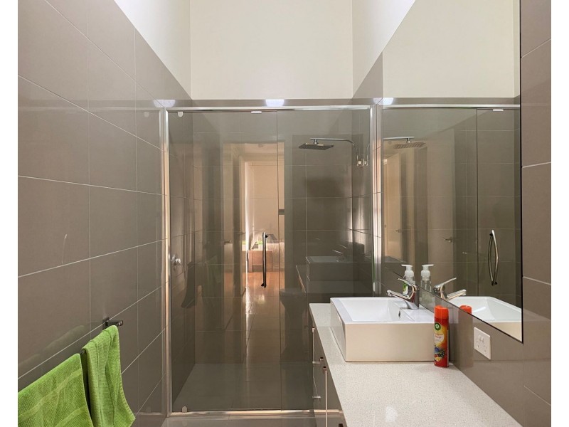 4/202 St. Aidans Road, Kennington VIC 3550