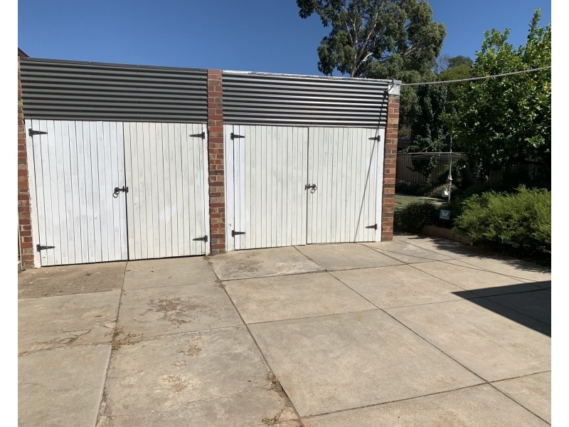 1 Caledonia Street, North Bendigo VIC 3550