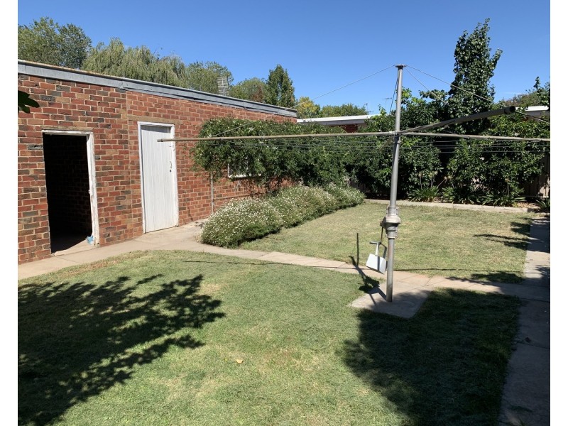 1 Caledonia Street, North Bendigo VIC 3550