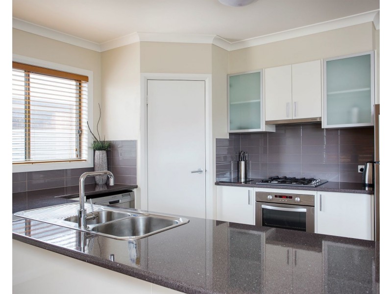 6 Illingworth Street, Golden Square VIC 3555