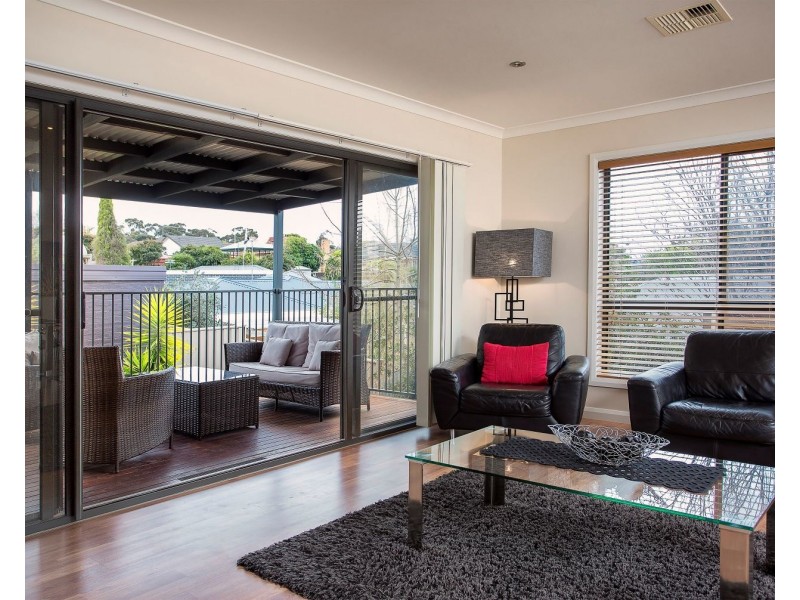 6 Illingworth Street, Golden Square VIC 3555