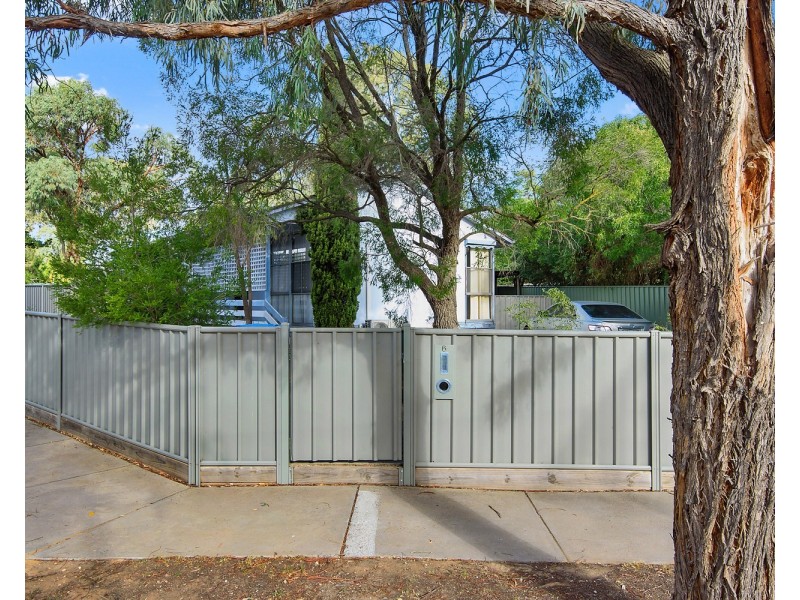 6 Vickers Court, Kennington VIC 3550