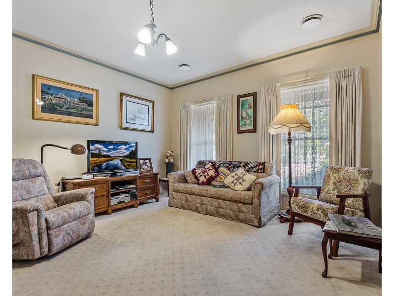 9 Bissell Drive, Golden Square VIC 3555