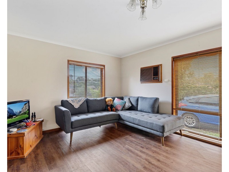 2/27 Woodbury Street, Strathdale VIC 3550