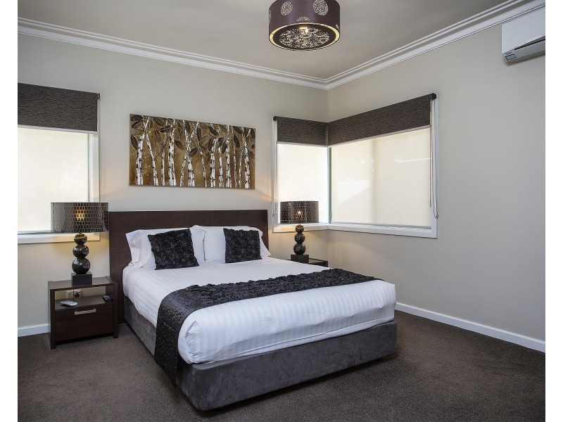 34 Lilac Street, Ironbark VIC 3550