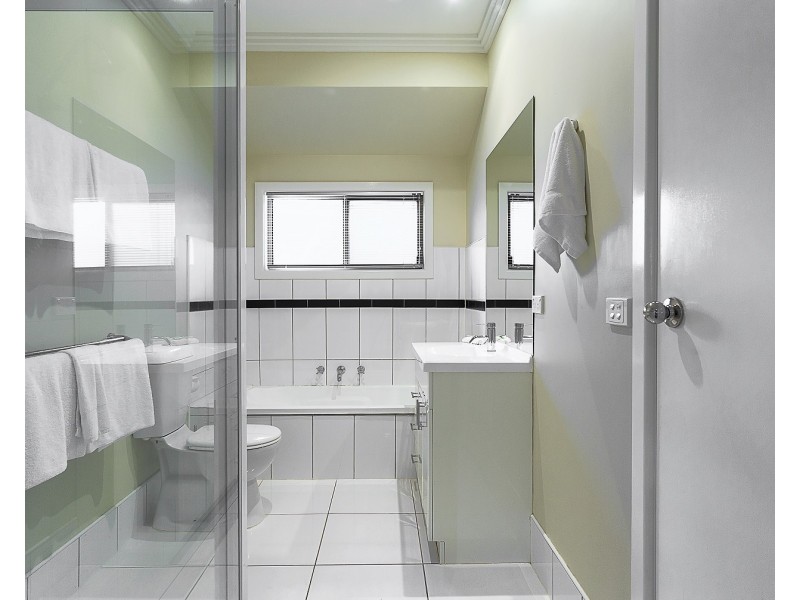 34 Lilac Street, Ironbark VIC 3550