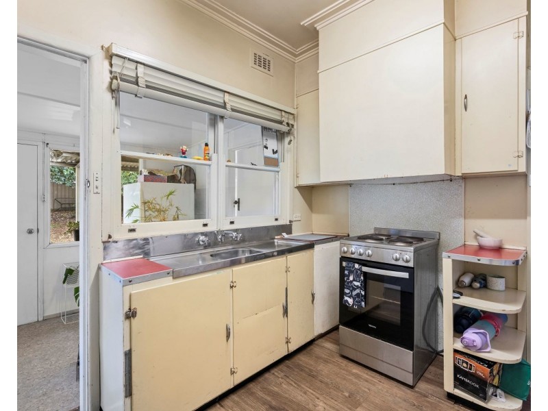 10 Symonds Street, Golden Square VIC 3555