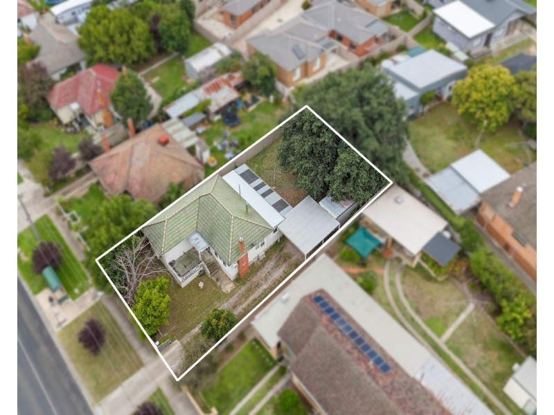 10 Symonds Street, Golden Square VIC 3555