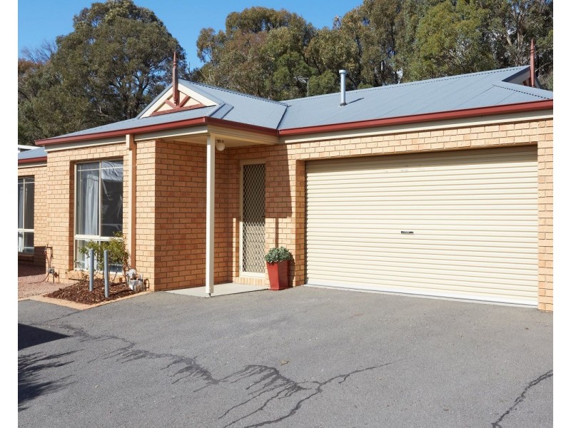 13B Grevillea Avenue, Kangaroo Flat VIC 3555