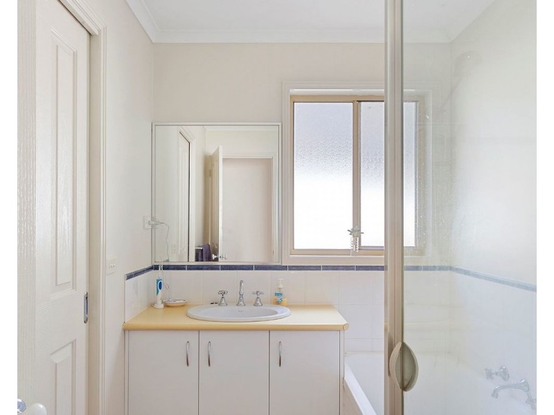 13B Grevillea Avenue, Kangaroo Flat VIC 3555