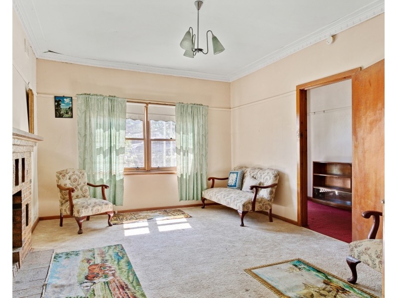 37 Moran Street, Long Gully VIC 3550