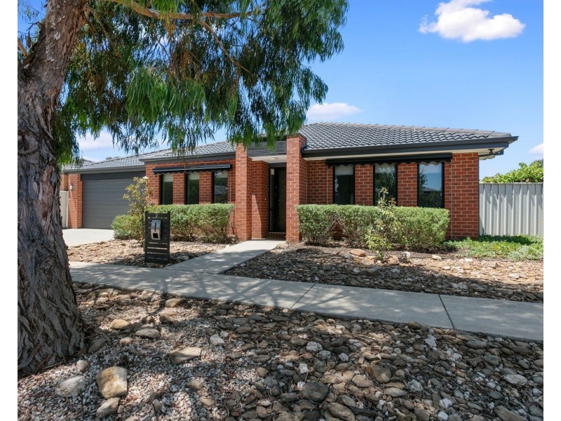 2 O’Neill Court, Epsom VIC 3551