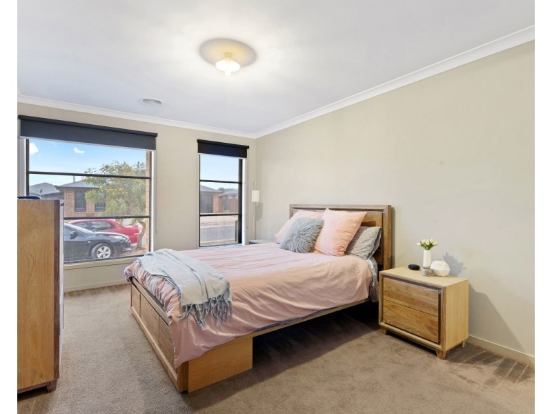 16 Hyatt Road, Huntly VIC 3551