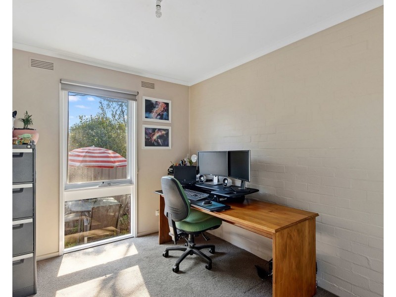 4/26 Woodbury Street, Strathdale VIC 3550