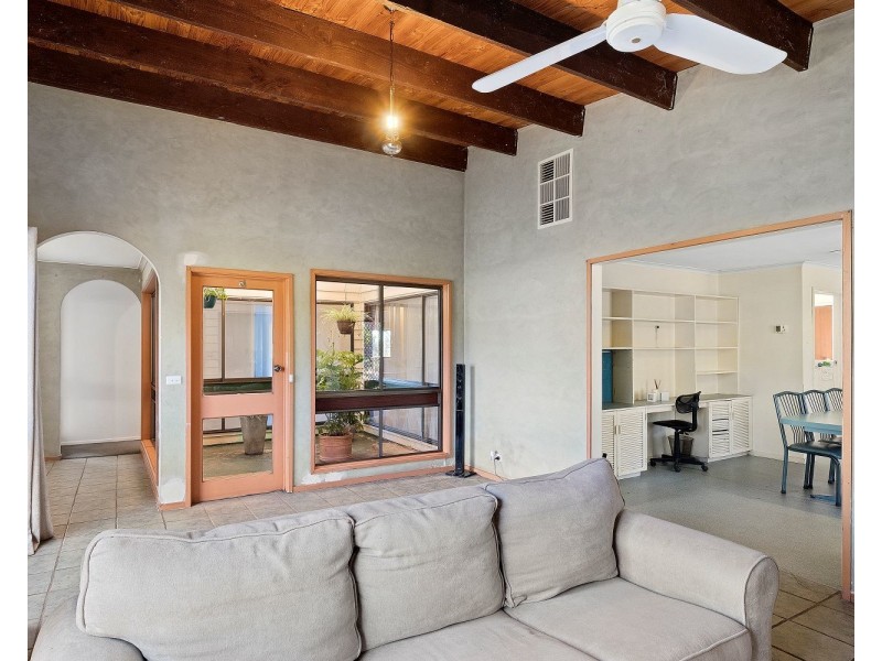 696 Midland Highway, Huntly VIC 3551