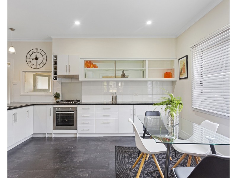 54 Havlin Street, Quarry Hill VIC 3550