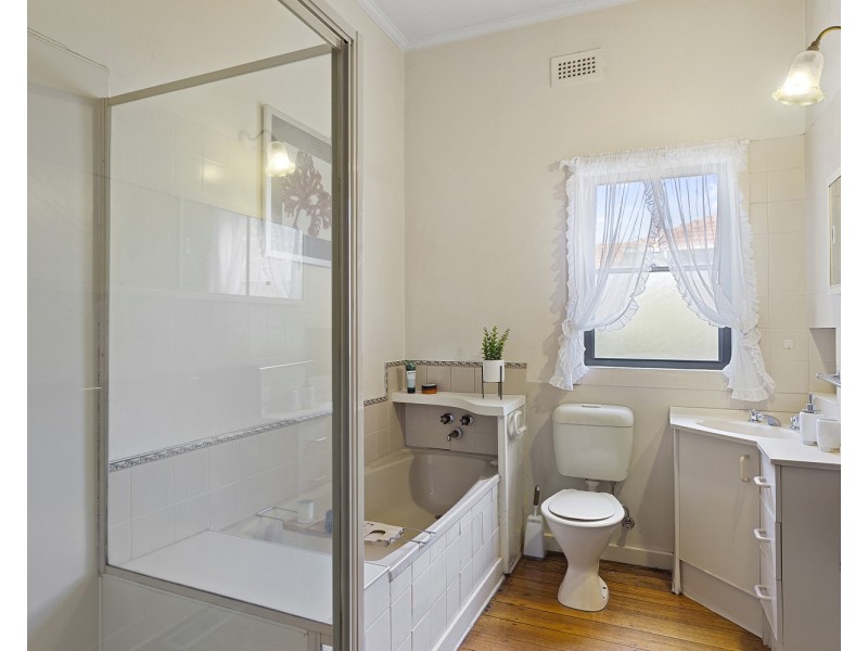 54 Havlin Street, Quarry Hill VIC 3550