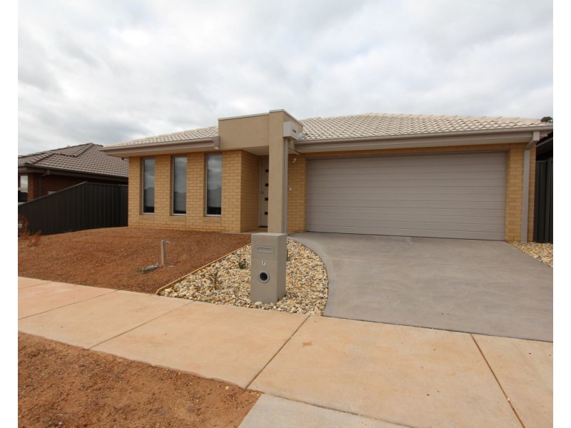 7 Edgerton Road, Huntly VIC 3551