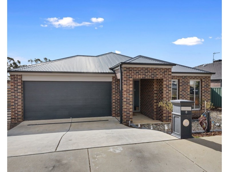 8 Everlasting Rise, Kangaroo Flat VIC 3555