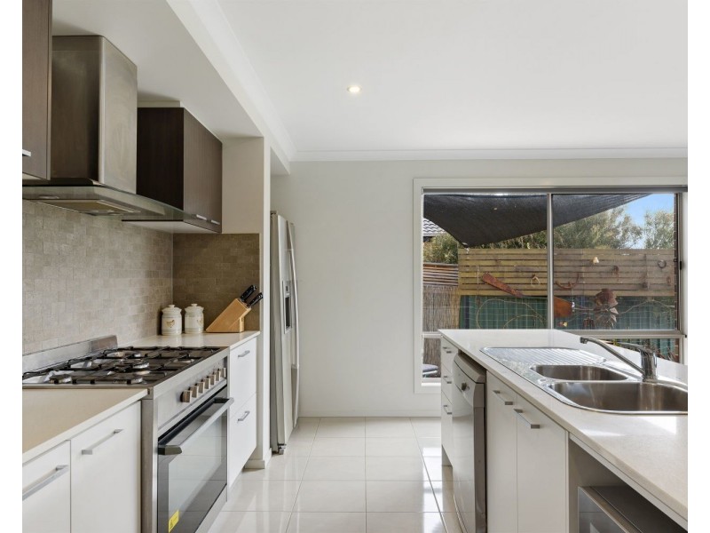 8 Everlasting Rise, Kangaroo Flat VIC 3555