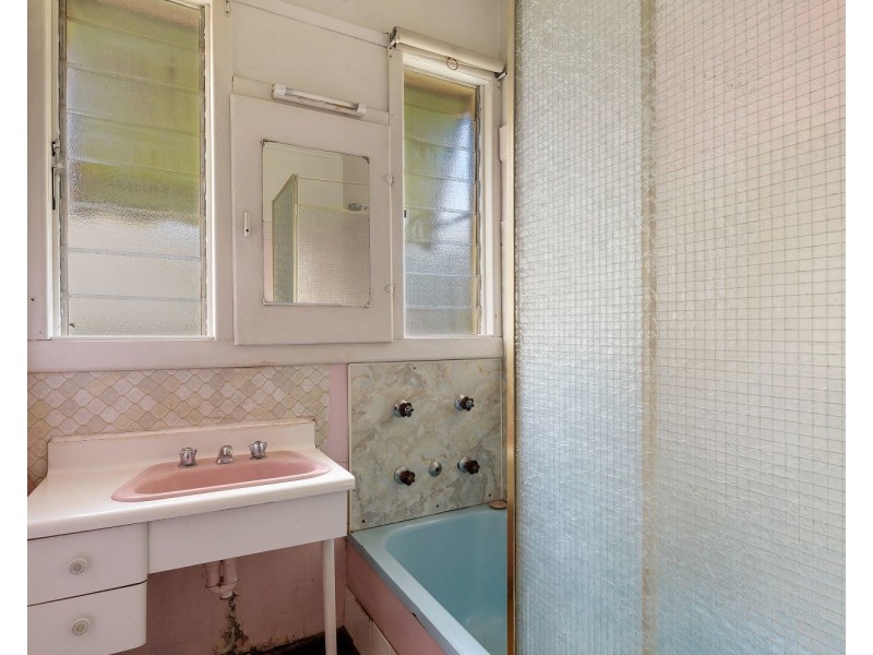 1 Ash Street, Golden Square VIC 3555