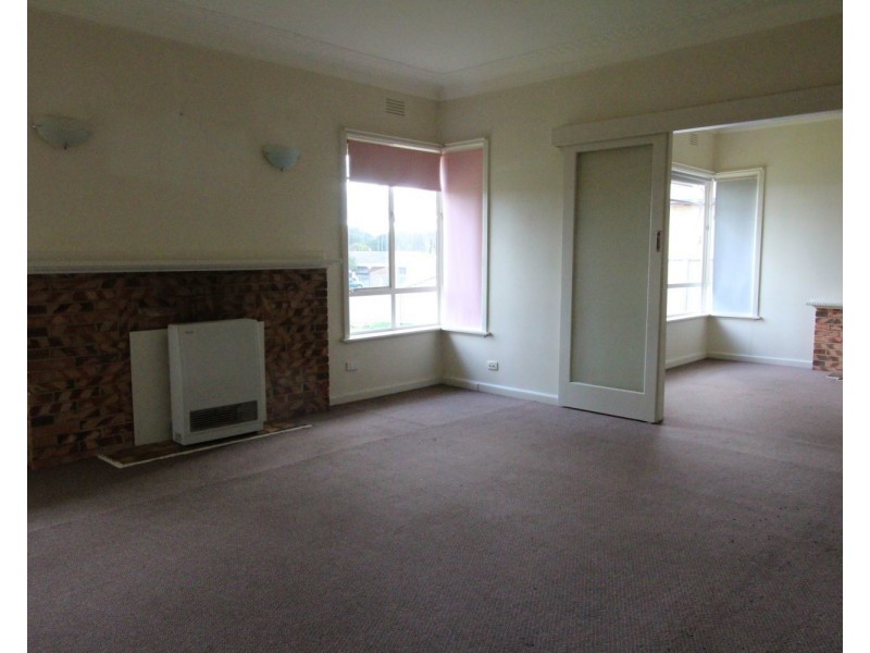 399 High Street, Golden Square VIC 3555 Professionals Bendigo Leased