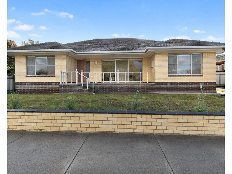 11 Prouses Road, North Bendigo VIC 3550