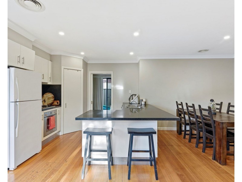 39 Keck Street, Flora Hill VIC 3550