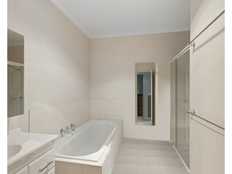 56 Bassett Drive, Strathfieldsaye VIC 3551