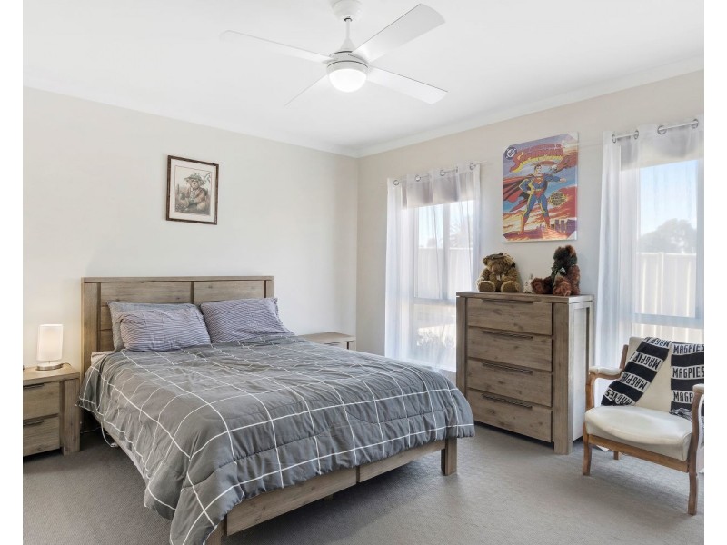 4/15 Nelson Street, California Gully VIC 3556