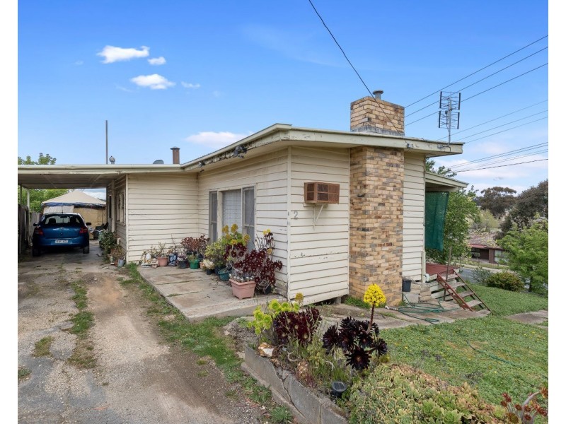 2 Specimen Hill Road, Golden Square VIC 3555