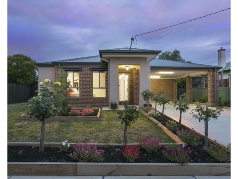 85 Sternberg Street, Kennington VIC 3550