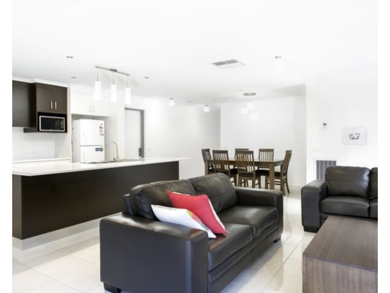 85 Sternberg Street, Kennington VIC 3550