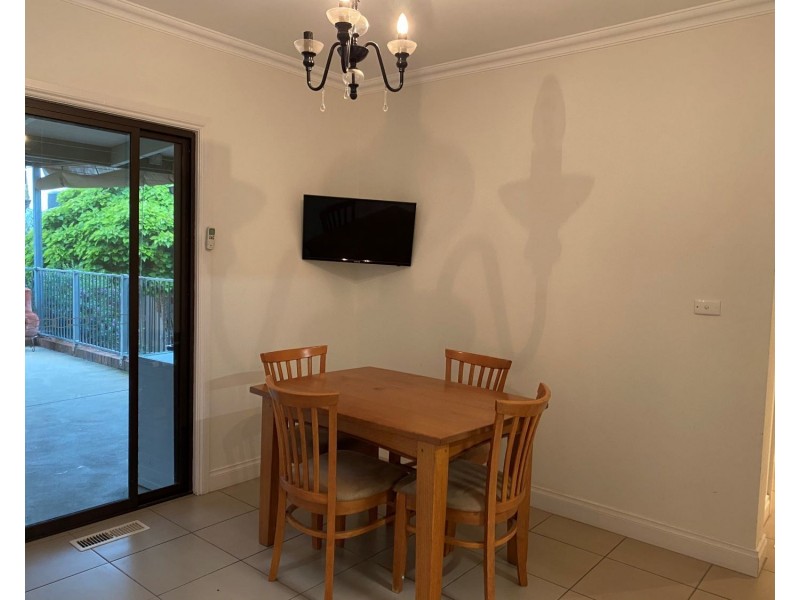 38  Honeysuckle Street, Bendigo VIC 3550
